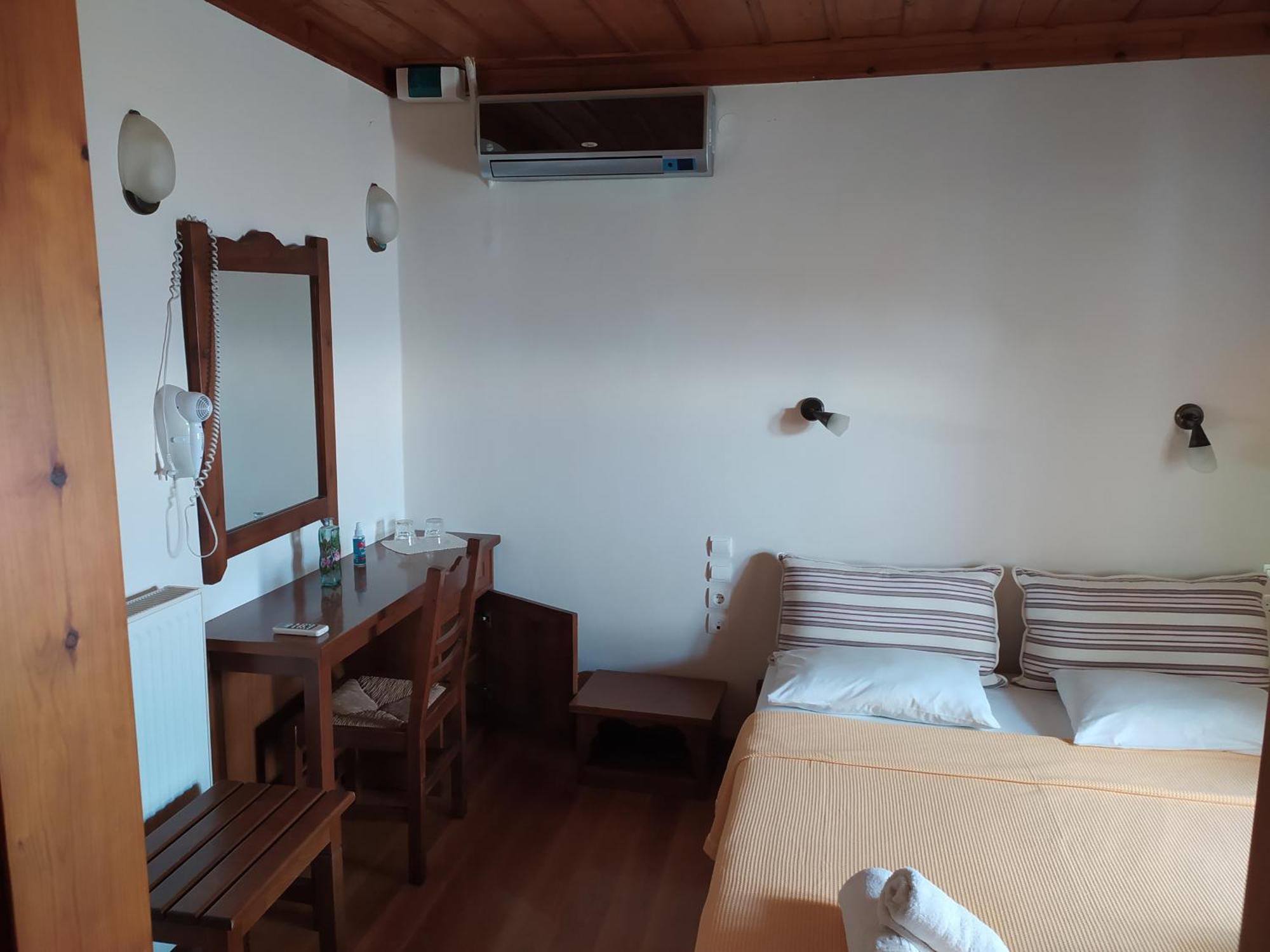 Archontiko Iatridis Hotel Mouresi Ngoại thất bức ảnh