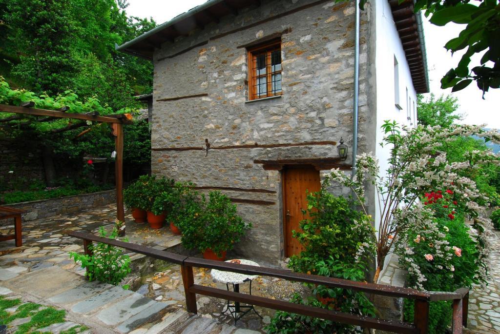Archontiko Iatridis Hotel Mouresi Ngoại thất bức ảnh