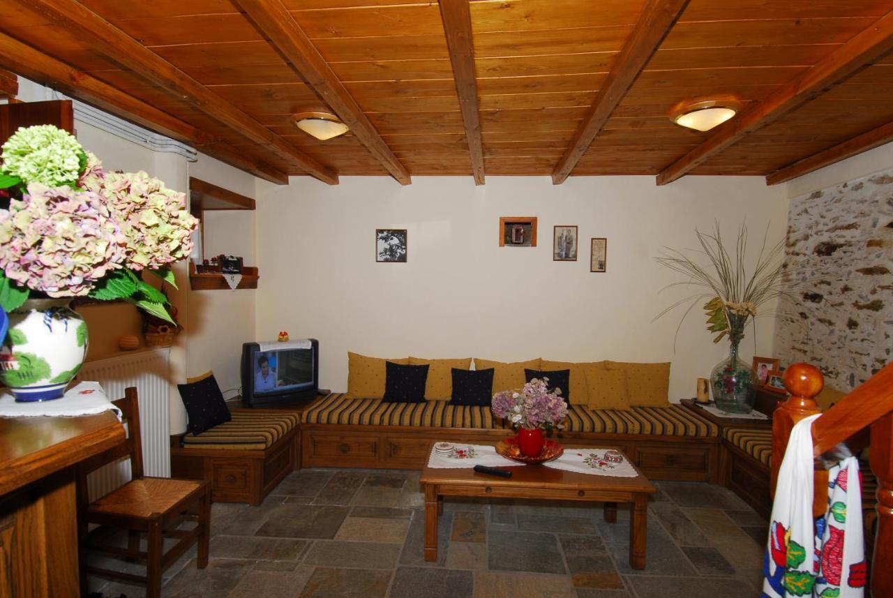Archontiko Iatridis Hotel Mouresi Ngoại thất bức ảnh